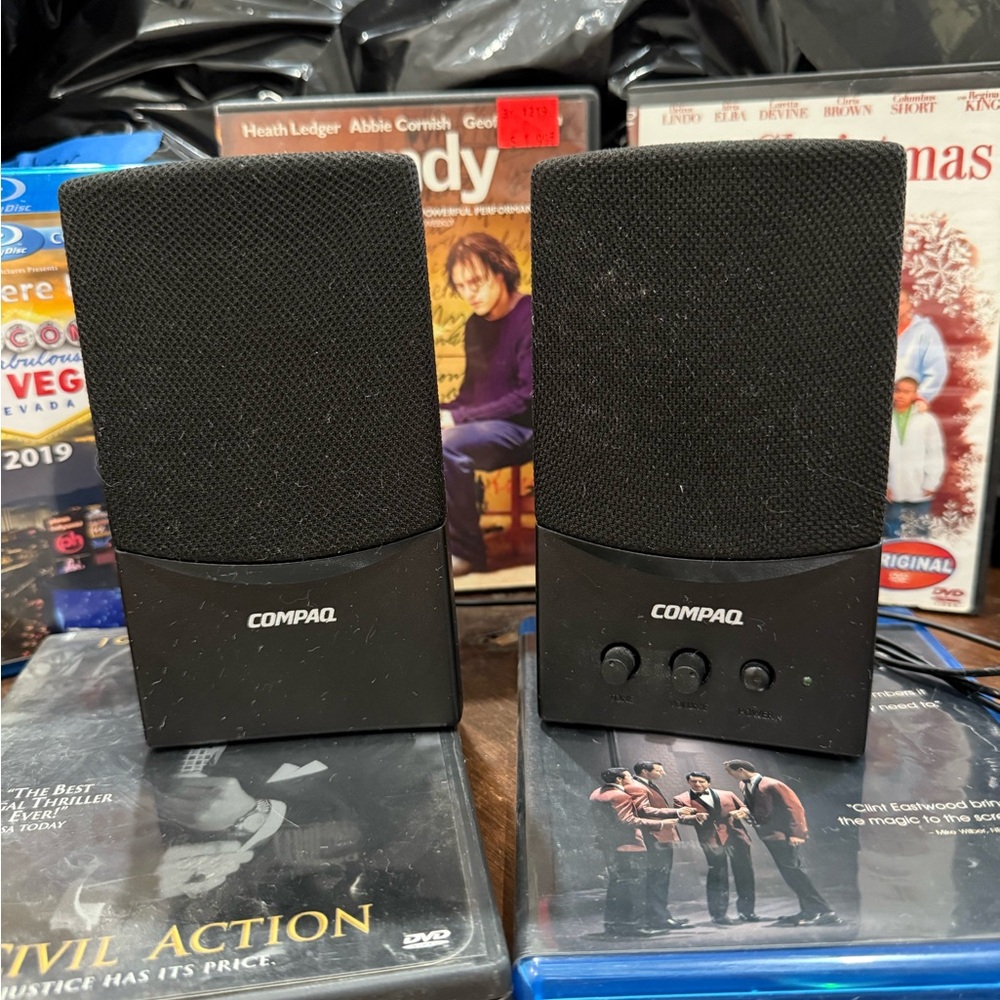 Compaq FLC Presario Speaker System